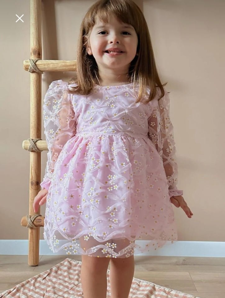 Daisy Elbise (PEMBE)