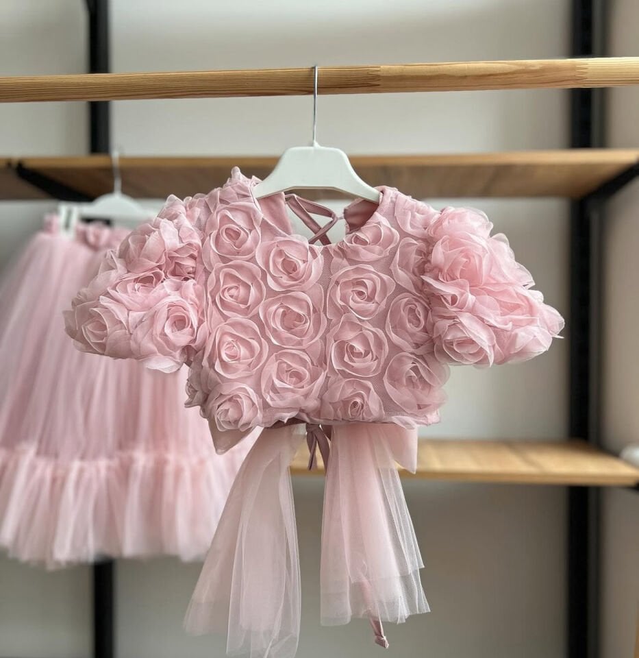 Lilibeth Etekli Takım(Kargo Teslim Tarihi 10Nisan)