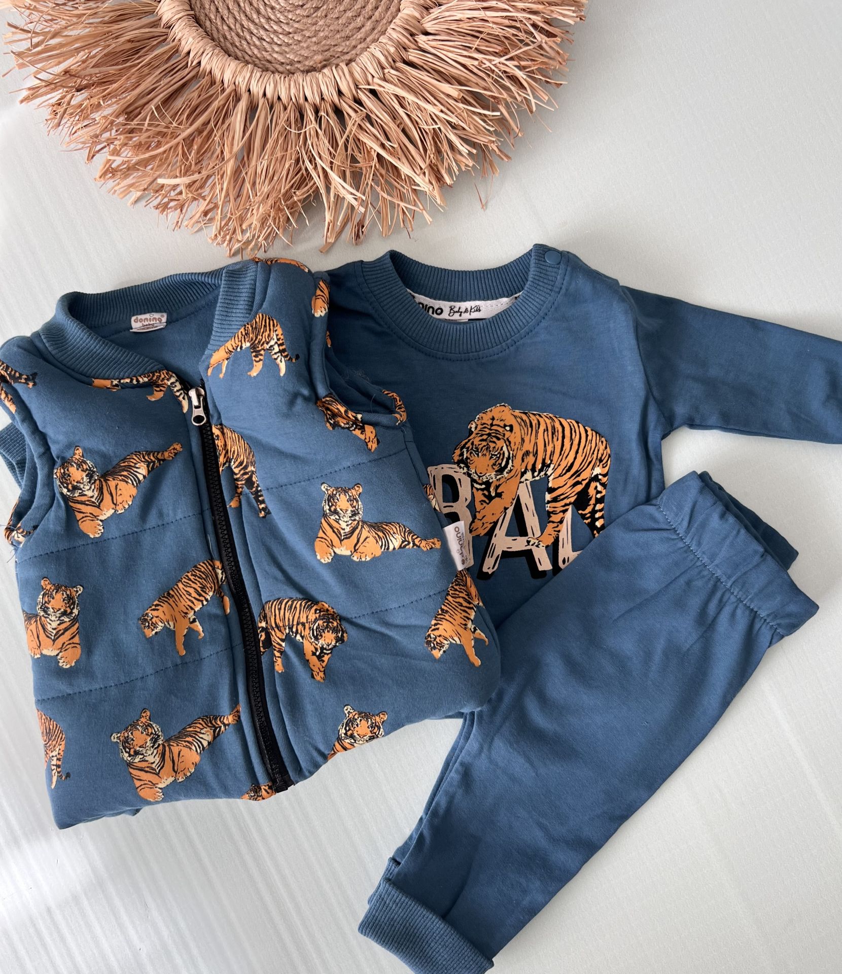 Tiger Baskılı Yelekli Set