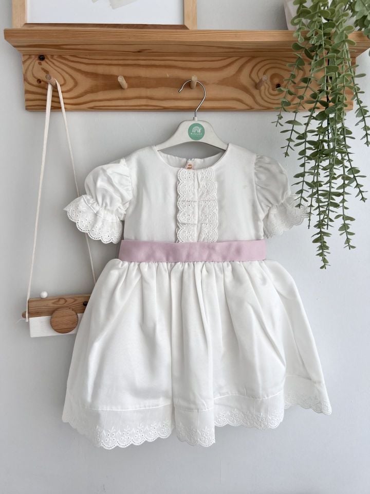 Fiyonk Detaylı Elbise