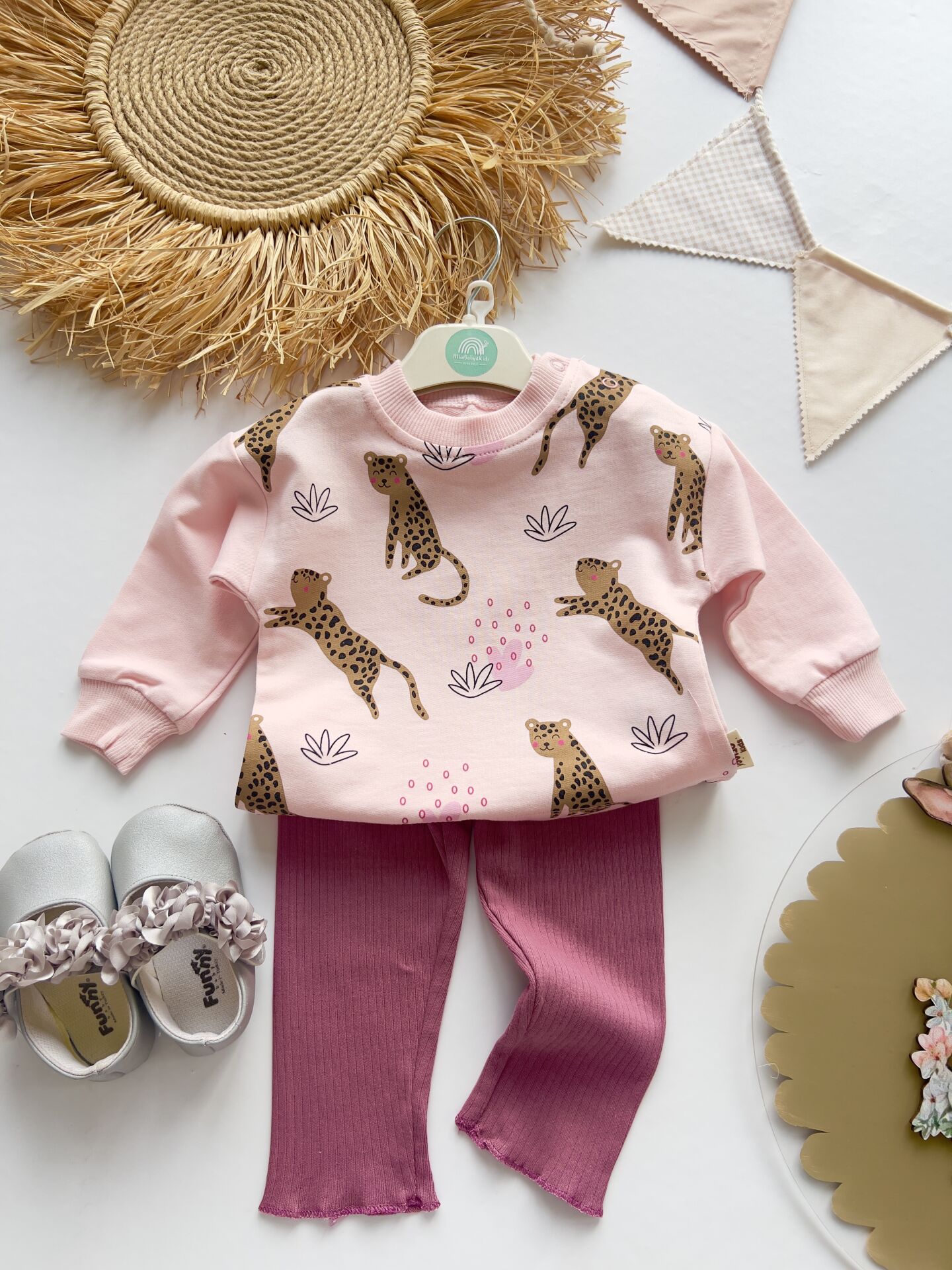 TİGER  Baskılı Takım