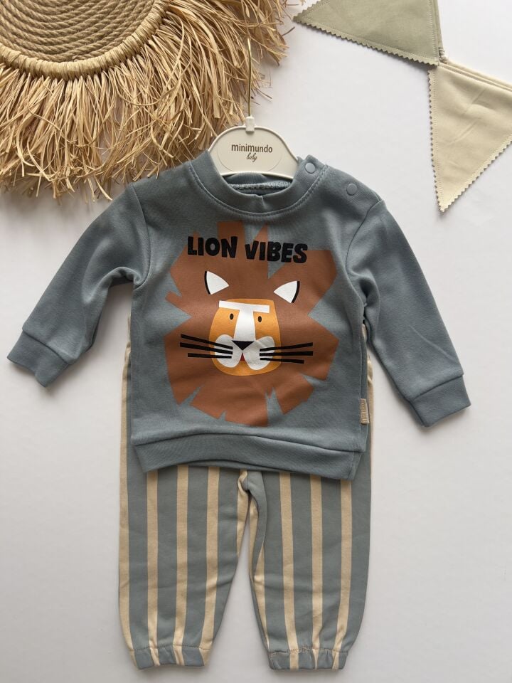 Lion Vibes Aslanlı Takım (füme)